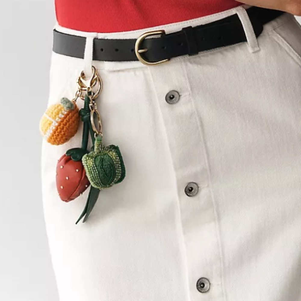 NWT Anthropologie Beaded Vegetable Bag Charm, Green Pepper - Picture 4 of 6
